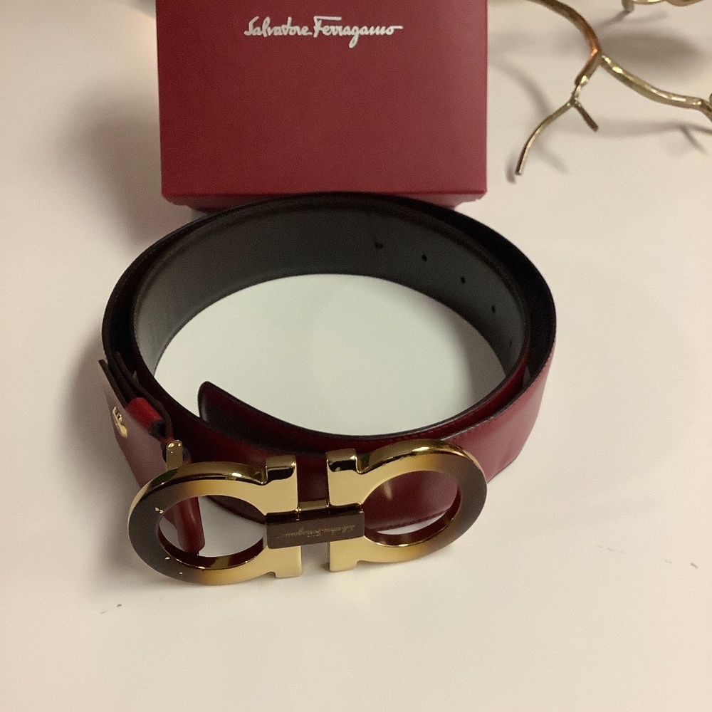 Salvatore Ferragamo (Large Logo) reversible belt
